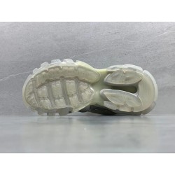 GT Balenciaga Track Clear Sole in White