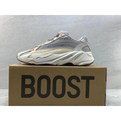 GT Batch  Yeezy Boost 700 V2 Cream