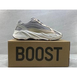 GT Batch  Yeezy Boost 700 V2 Cream