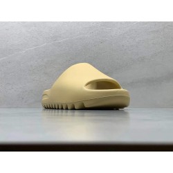 GT Batch Yeezy Slide Desert Sand