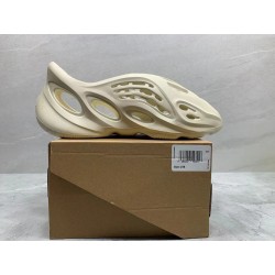 GT Batch Yeezy Foam Runner Sand