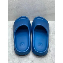 GT Batch Yeezy Slide Blue