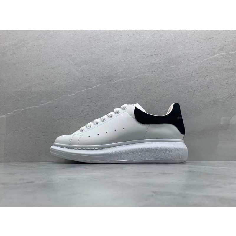 GT Alexander McQueen Oversized Sneaker White Black Suede ECMQ801568A