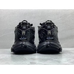 GT Balenciaga Runner Black