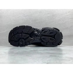 GT Balenciaga Runner Black