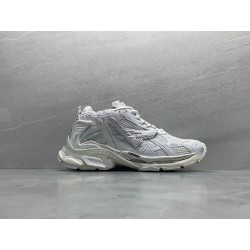 GT Balenciaga Runner White