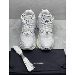 GT Balenciaga Runner White