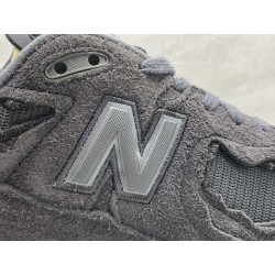 GT New Balance 2002R Protection Pack Phantom