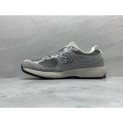 GT New Balance 2002R Marblehead Light Aluminum