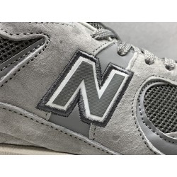 GT New Balance 2002R Marblehead Light Aluminum