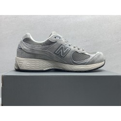 GT New Balance 2002R Marblehead Light Aluminum