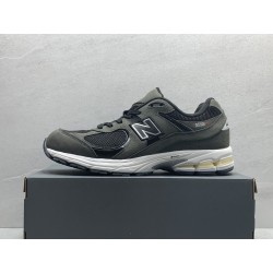 GT New Balance 2002R Dark Grey