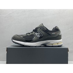 GT New Balance 2002R Dark Grey