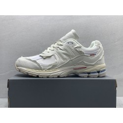 GT New Balance 2002R Protection Pack Sea Salt