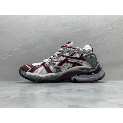 GT Balenciaga Runner Burgundy