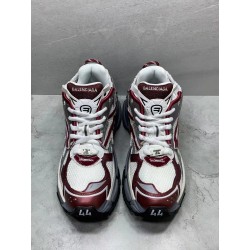GT Balenciaga Runner Burgundy