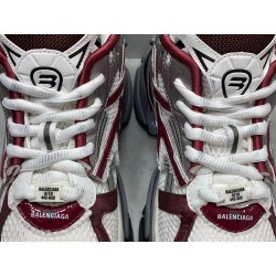 GT Balenciaga Runner Burgundy