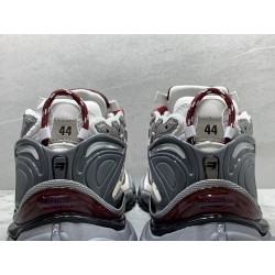 GT Balenciaga Runner Burgundy
