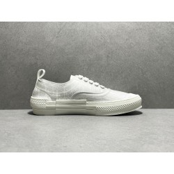 GT B23 Low Top Sneaker White Dior Oblique Canvas