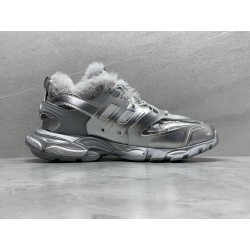 GT Balenciaga FLUFFY TRACK Fur Silver