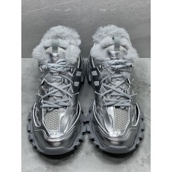 GT Balenciaga FLUFFY TRACK Fur Silver