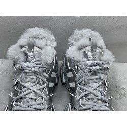 GT Balenciaga FLUFFY TRACK Fur Silver