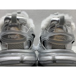 GT Balenciaga FLUFFY TRACK Fur Silver