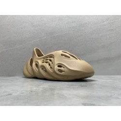 GT Yeezy Foam Runner RNNR Ochre