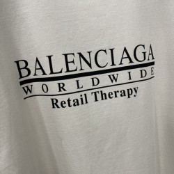 GT Balenciaga Retail Therapy Tee light beige