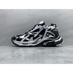 GT Balenciaga Runner White Black