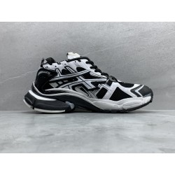 GT Balenciaga Runner White Black