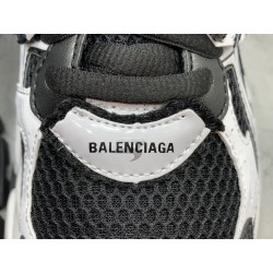 GT Balenciaga Runner White Black
