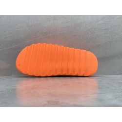 GT Yeezy Slide Enflame Orange