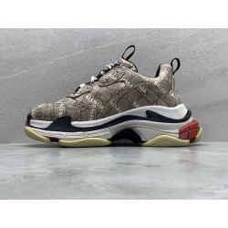 GT Gucci x Balenciaga The Hacker Project Triple-S Beige