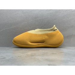 GT Yeezy Yeezy Knit RNR Runner Sulfur