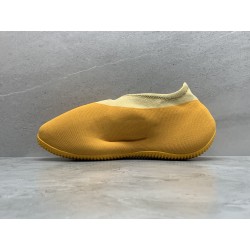 GT Yeezy Yeezy Knit RNR Runner Sulfur