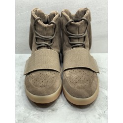 GT Yeezy Boost 750 Light Brown Gum (Chocolate)