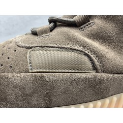 GT Yeezy Boost 750 Light Brown Gum (Chocolate)