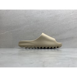 GT Yeezy Slide Pure