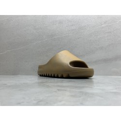 GT Yeezy Slide Ochre