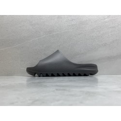 GT Yeezy Slide Onyx