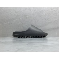 GT Yeezy Slide Onyx