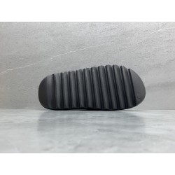 GT Yeezy Slide Onyx