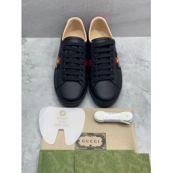 GT Gucci Ace Black Leather Embroidered Bee