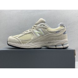 GT New Balance 2002R Bone Light Aluminum