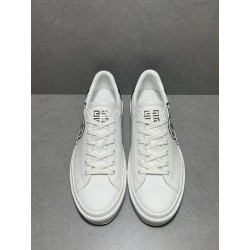 GT Givenchy Chito City Sport Dog Sneakers
