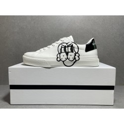 GT Givenchy Chito City Sport Dog Sneakers