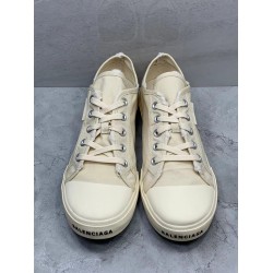 GT Balenciaga Paris Low Top White Destroyed Cotton 687754W3RC49091 