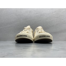 GT Balenciaga Paris Low Top White Destroyed Cotton 687754W3RC49091 