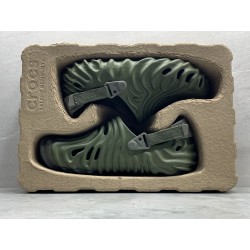 Retail Box Crocs Pollex Clog by Salehe Bembury Cucumber 207393-309